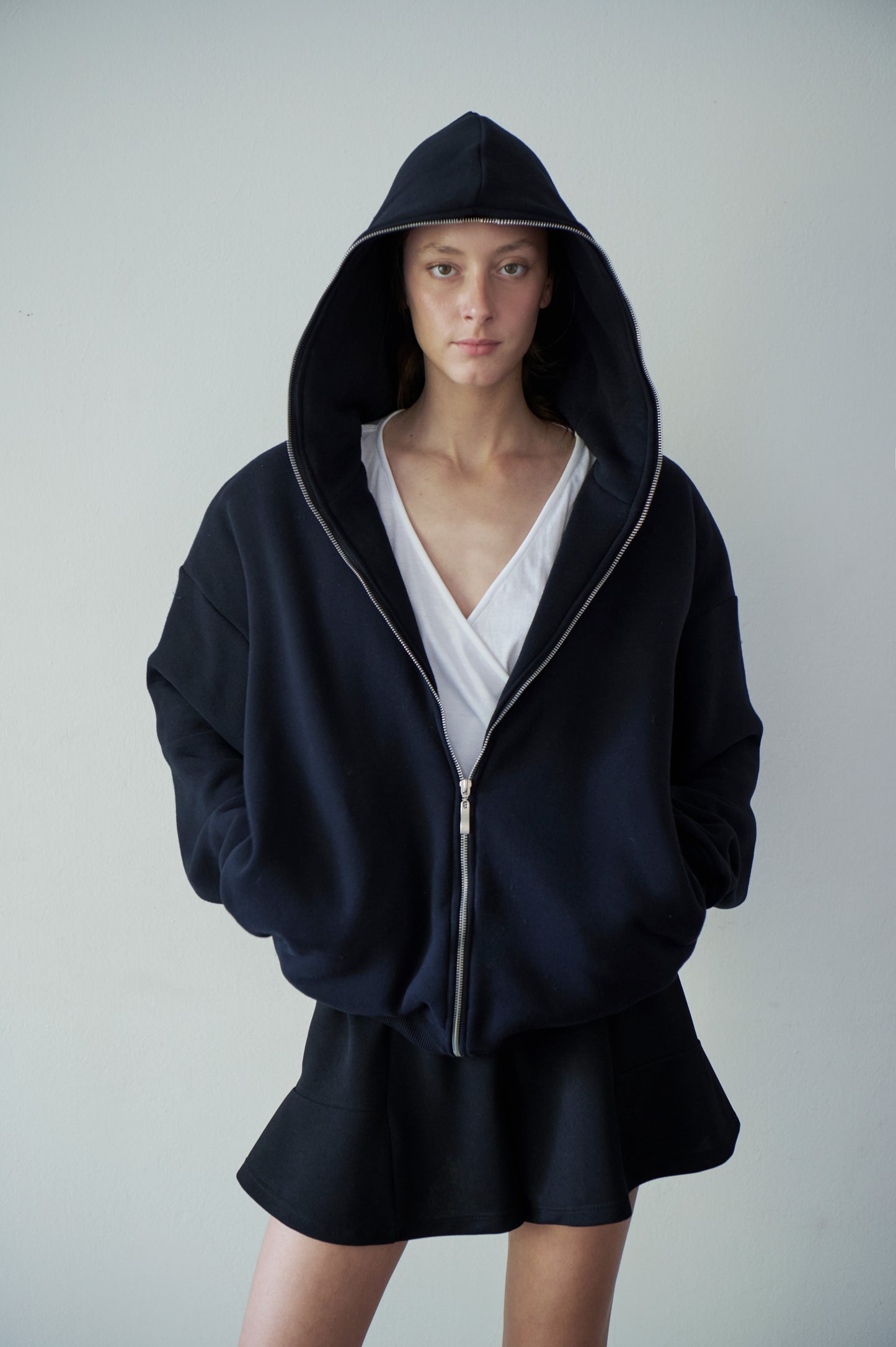 Campera hoodie oversize negro