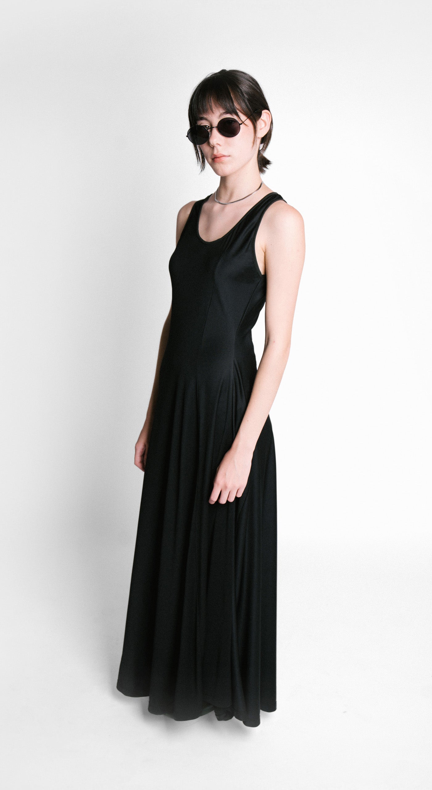 Vestido evasé negro