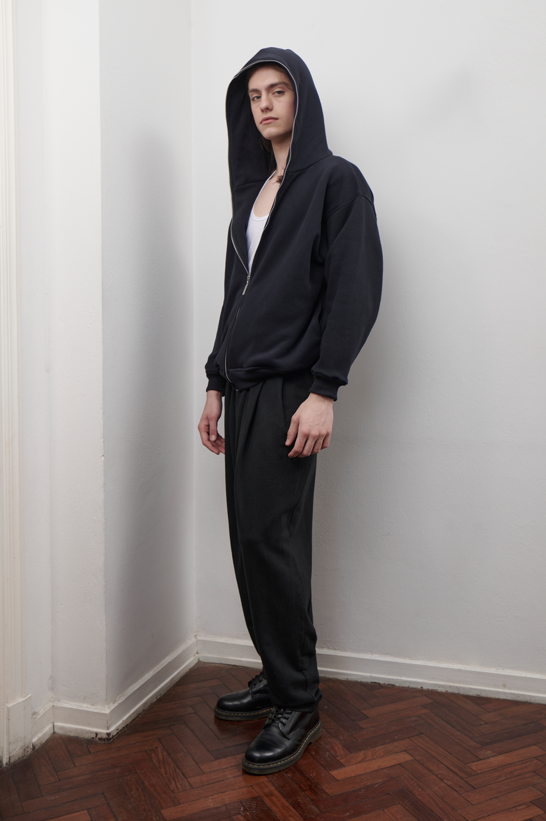 Campera hoodie oversize negro