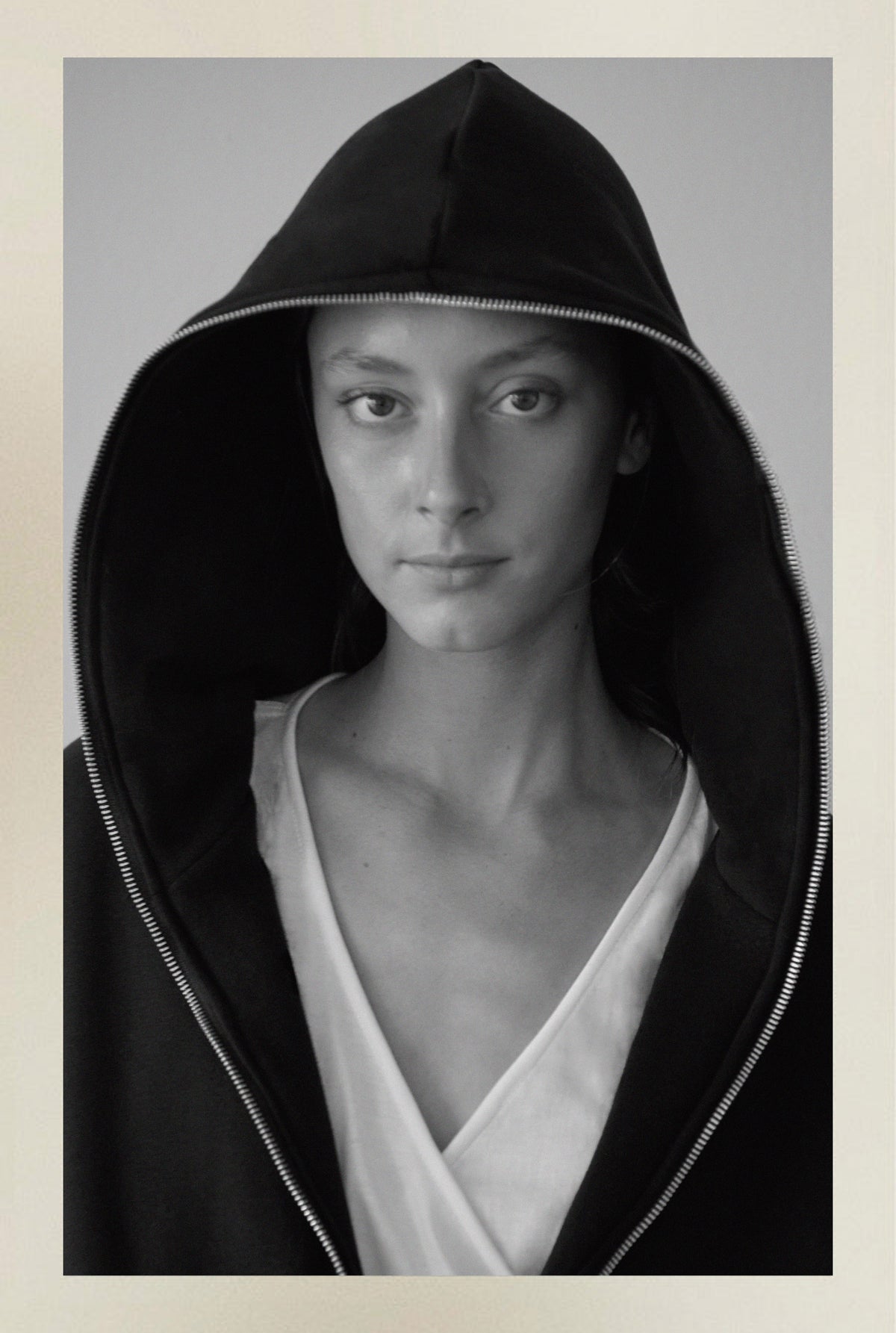 Campera hoodie oversize negro