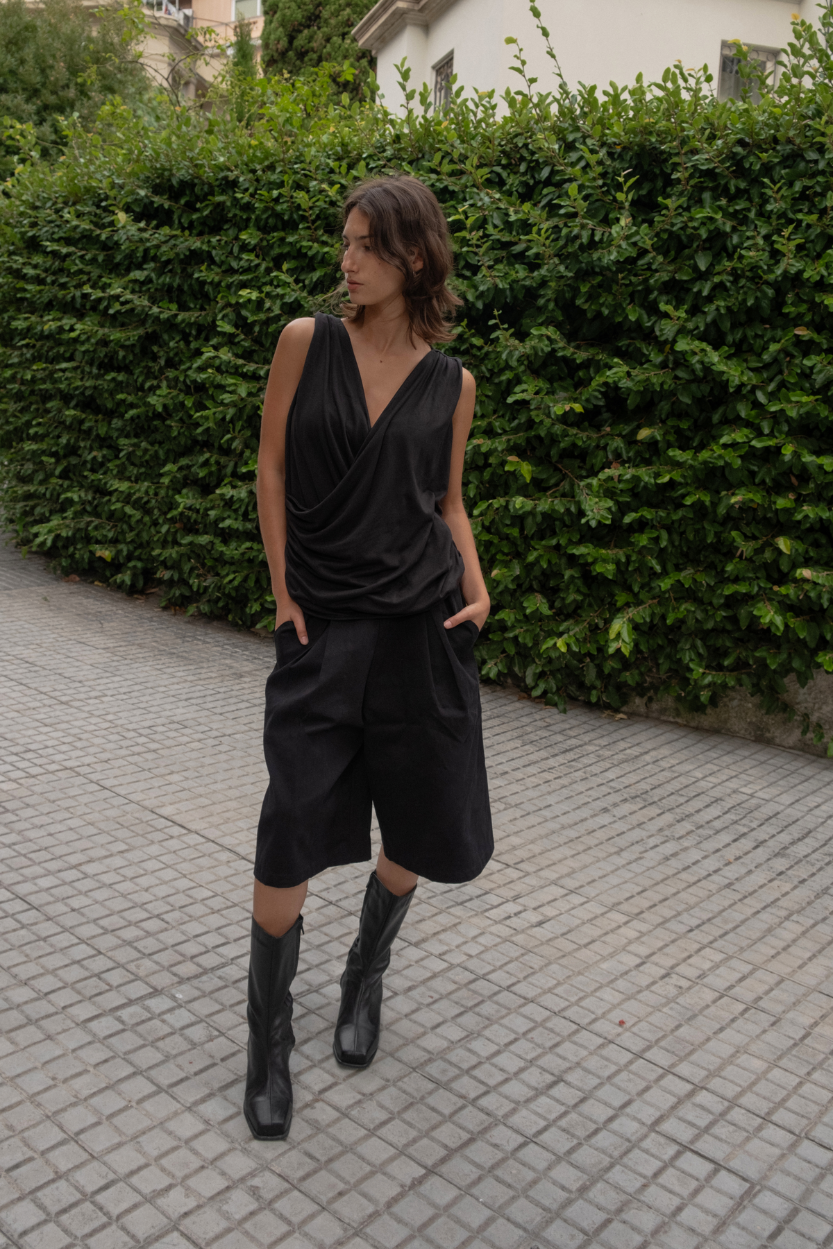 Blusa drapeada resort en negro